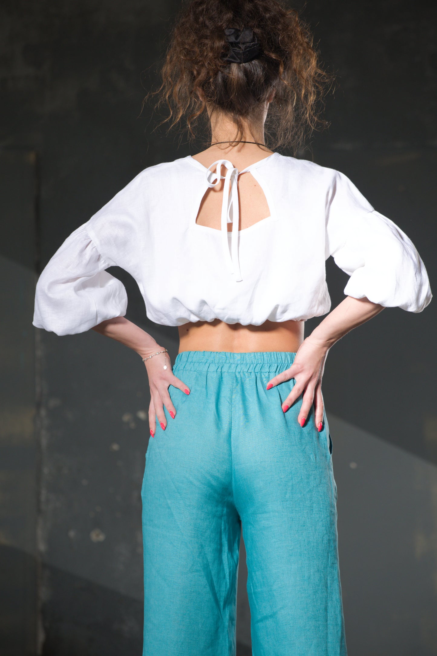 Sand Linen Tunic — Asymmetric Collar, Side Slits