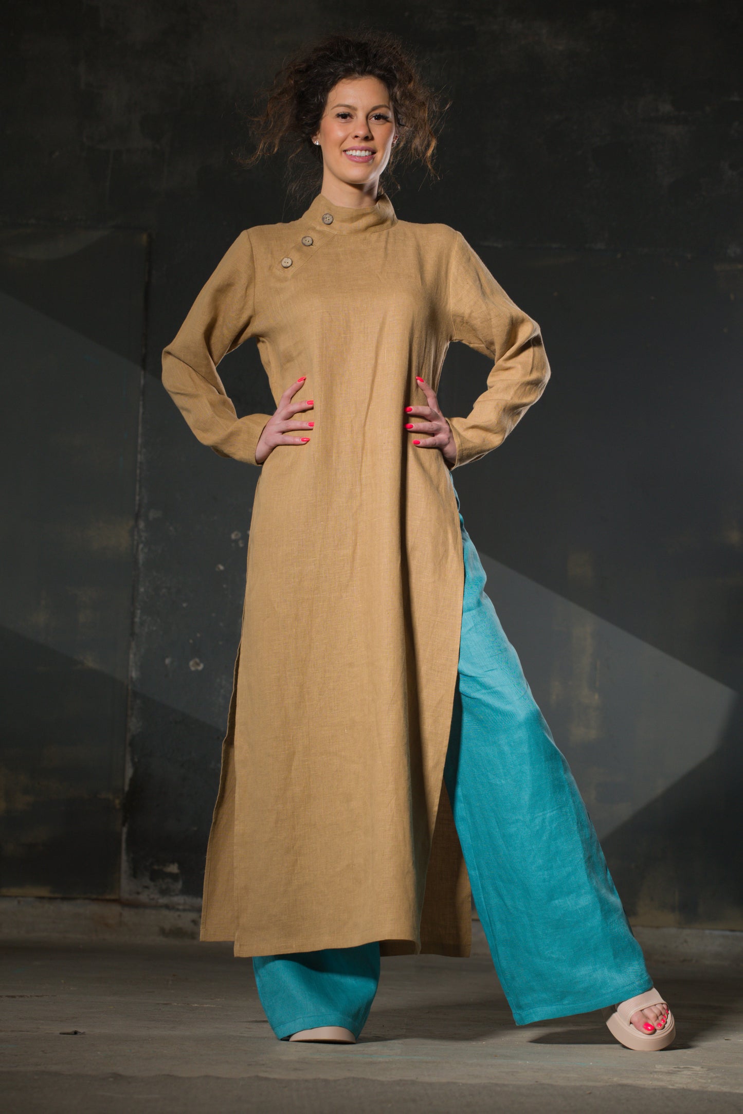 Sand Linen Tunic — Asymmetric Collar, Side Slits