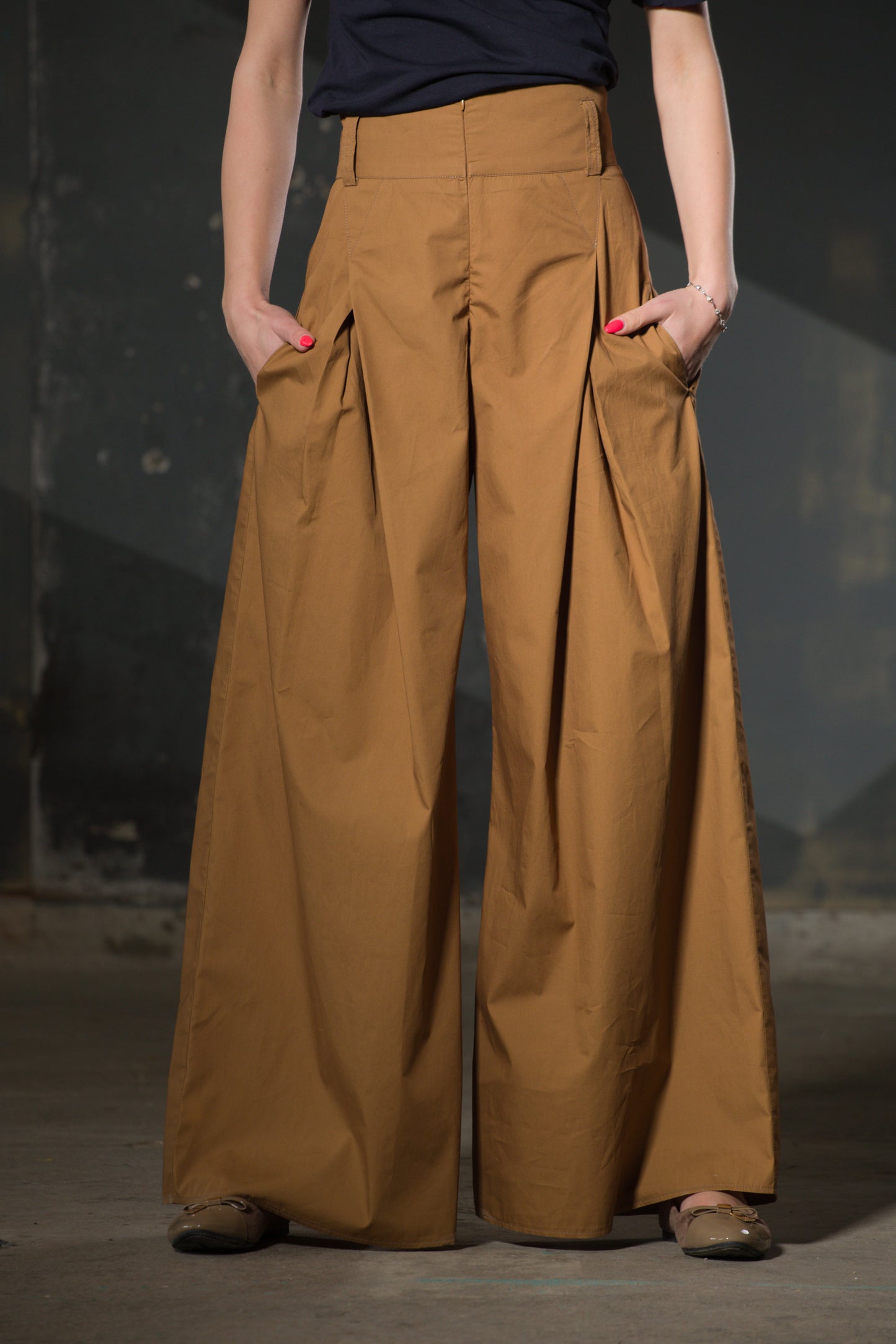 Caramel Wide-Leg Belted Trousers — Cotton