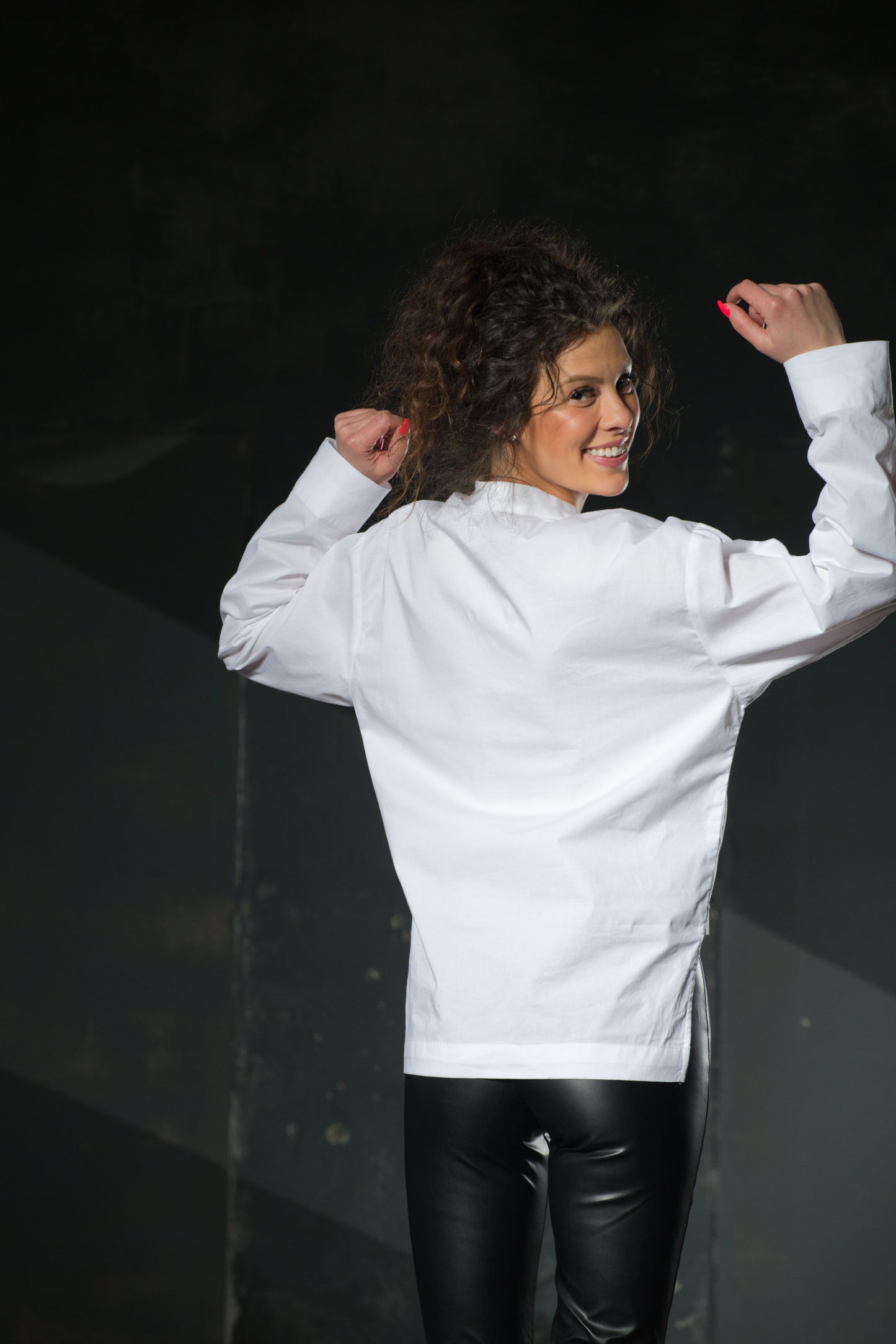 Olive Linen Harem Trousers — Elastic Waist, Pockets