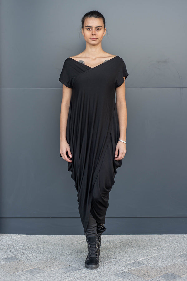 Knitted Cross V-Neck Tunic: Sleeveless Urban Blouse