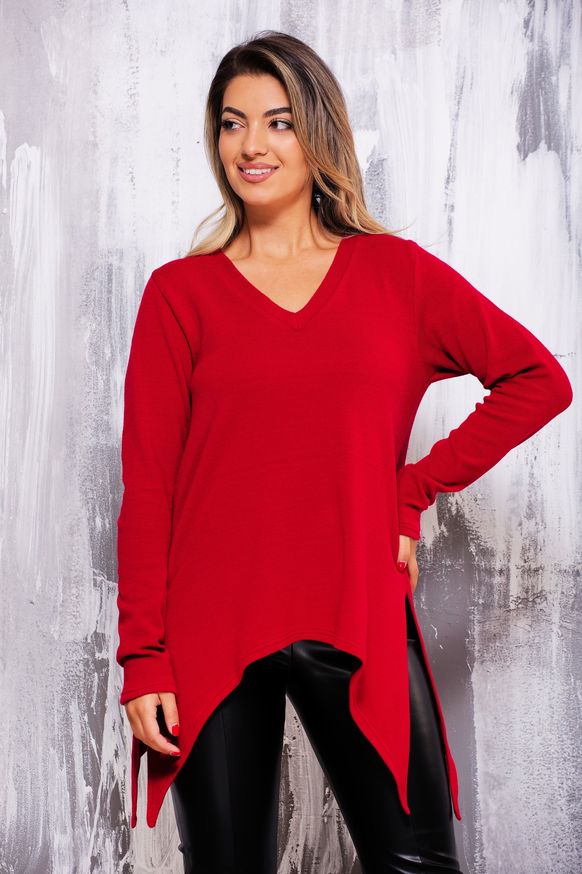 MODERN AND STYLISH TUNIC - TUNIC